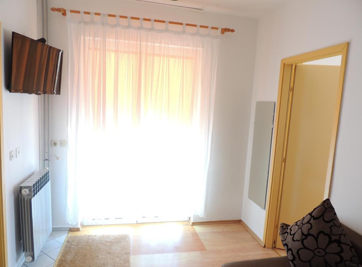 Apartmani Sutic Promajna Exteriér fotografie